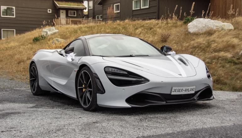 white lotus car